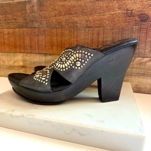 Calleen Cordero Black Embellished Studded Wedge  Sandals - Picture 3 of 8